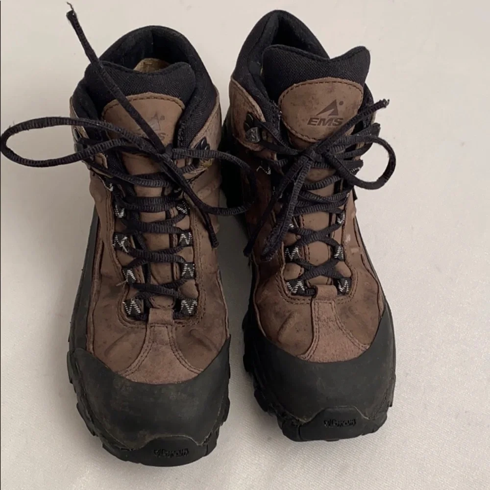 Eastern Mountain Sports Twin Mtn Mid GTX Gunsmoke mid hiking boots